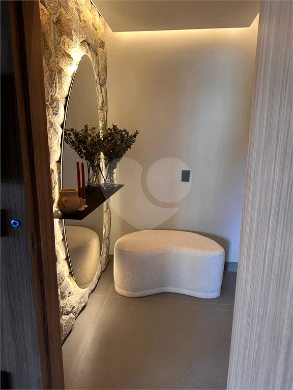 APARTAMENTO em PERDIZES