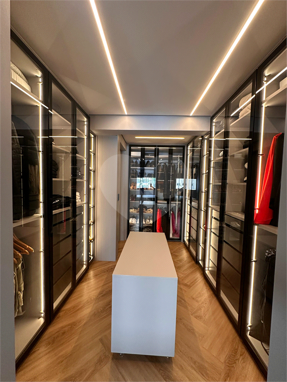 APARTAMENTO em PERDIZES