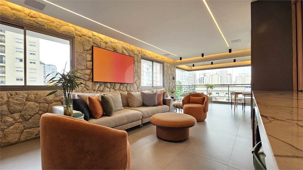 APARTAMENTO em PERDIZES