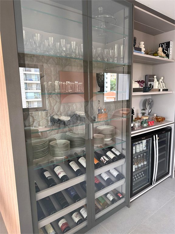 APARTAMENTO em PERDIZES