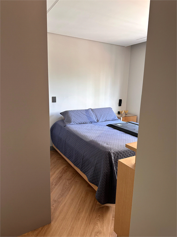 APARTAMENTO em PERDIZES