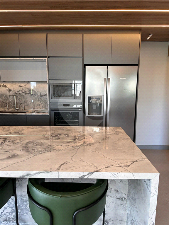 APARTAMENTO em PERDIZES