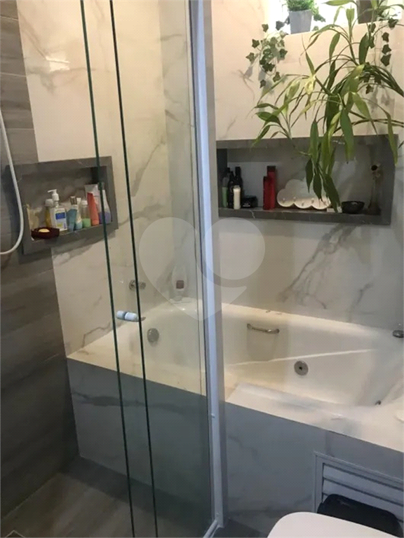 BELA VISTA - APARTAMENTO REFORMADO DE 2 DORMITÓRIOS