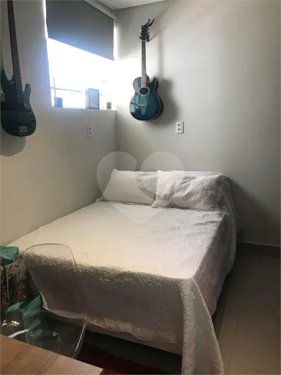BELA VISTA - APARTAMENTO REFORMADO DE 2 DORMITÓRIOS