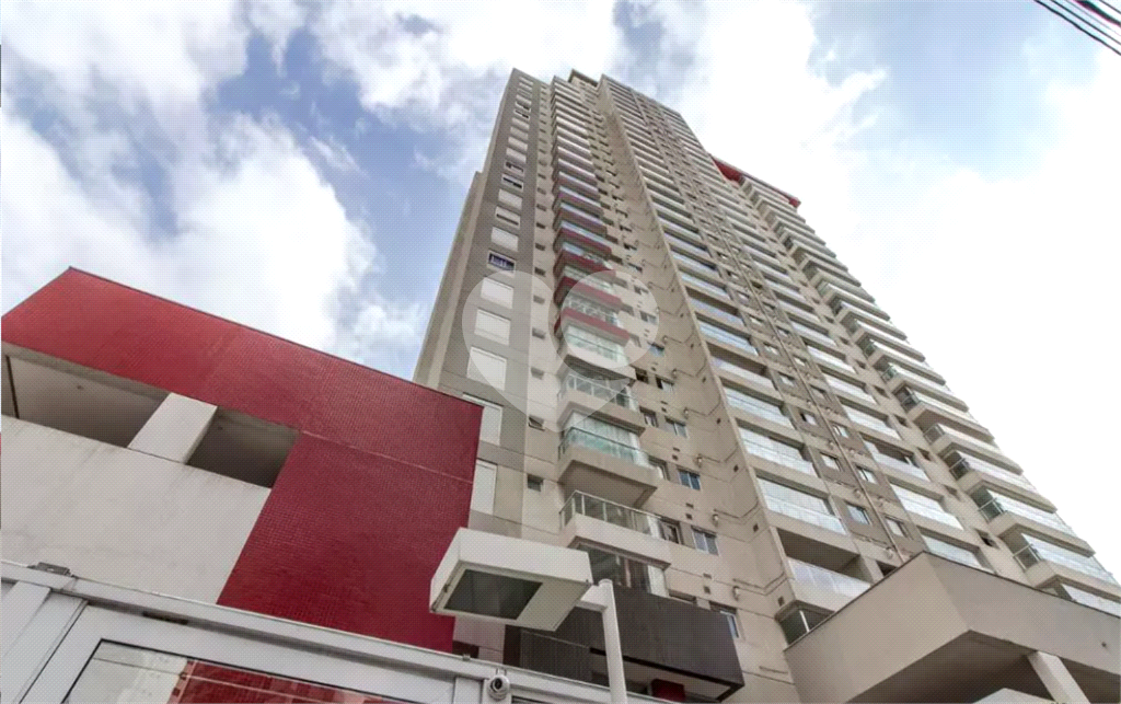Apartamento para venda ou locação a poucos passos do Shopping Anália Franco.
