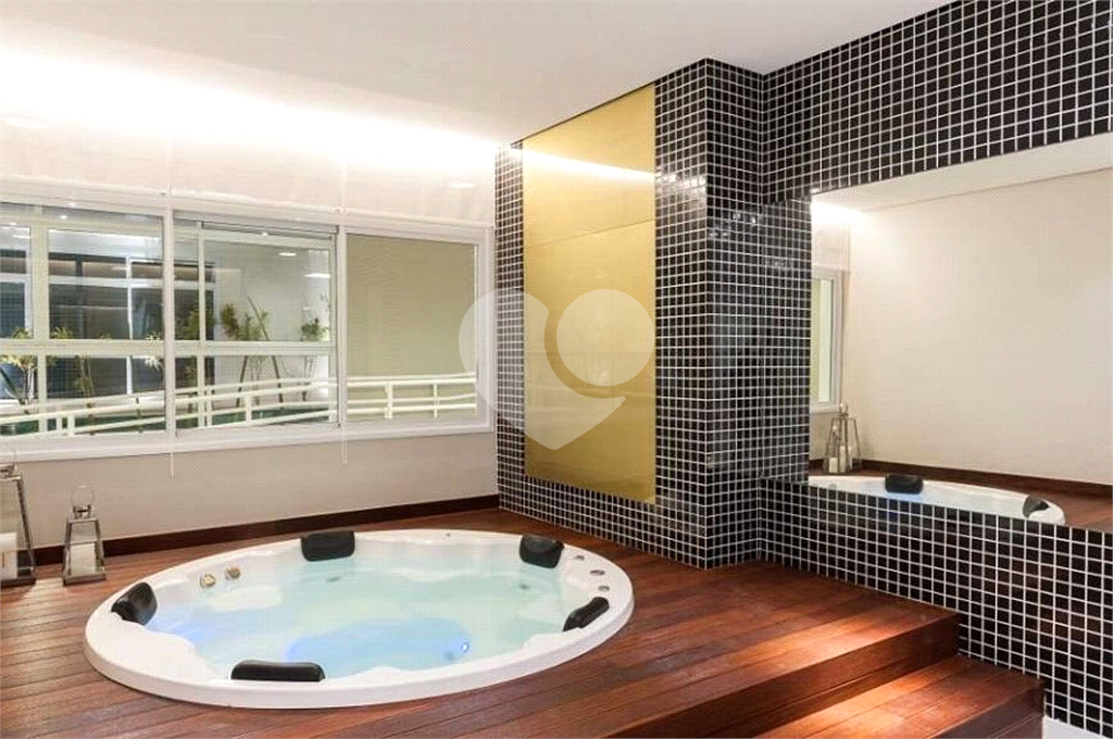 Apartamento para venda ou locação a poucos passos do Shopping Anália Franco.