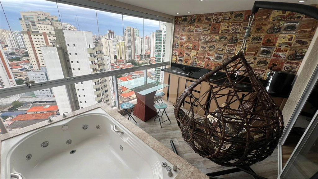 Apartamento para venda ou locação a poucos passos do Shopping Anália Franco.
