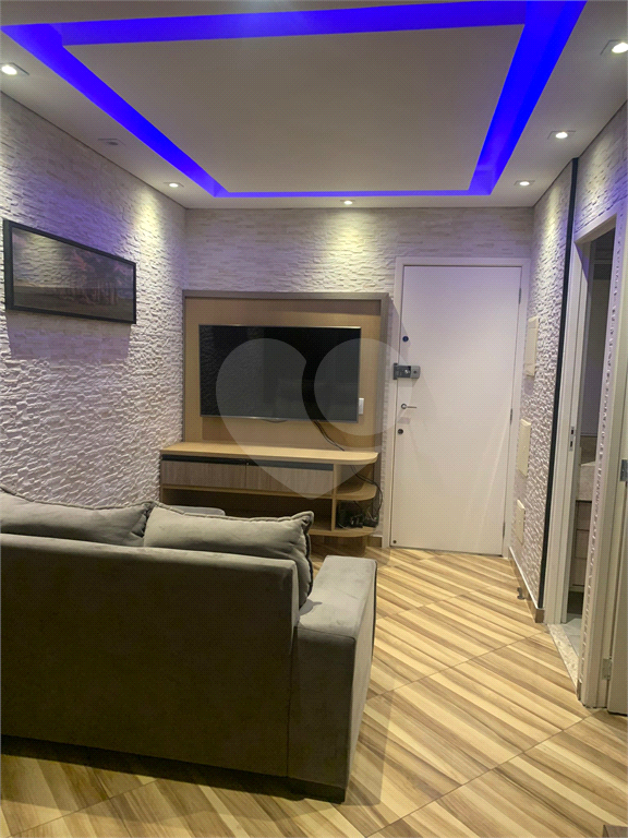 Apartamento para venda ou locação a poucos passos do Shopping Anália Franco.