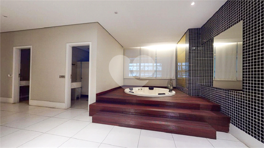 Apartamento para venda ou locação a poucos passos do Shopping Anália Franco.