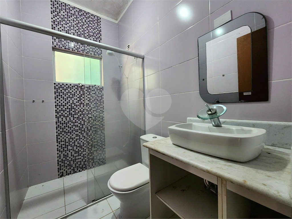Casa terréa | 200m² | 4 dormitórios ( 2 suítes) 3 banheiros | 6 vagas