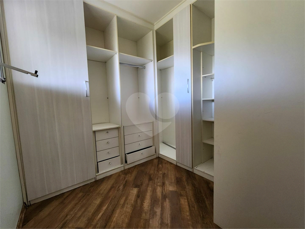 Casa terréa | 200m² | 4 dormitórios ( 2 suítes) 3 banheiros | 6 vagas