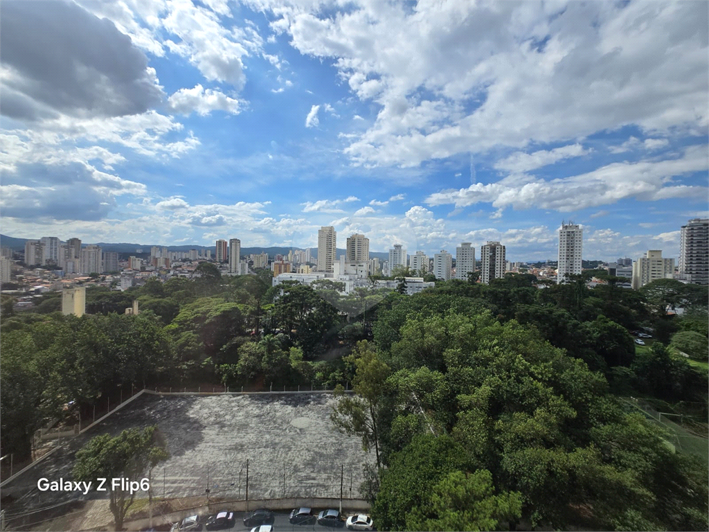 Luxuoso apartamento, raridade! 4 suítes máster, amplo living com lareira e bar, sala de jantar, apartamento todo avarandado, 5 vagas em Santana! Altíssimo padrão.