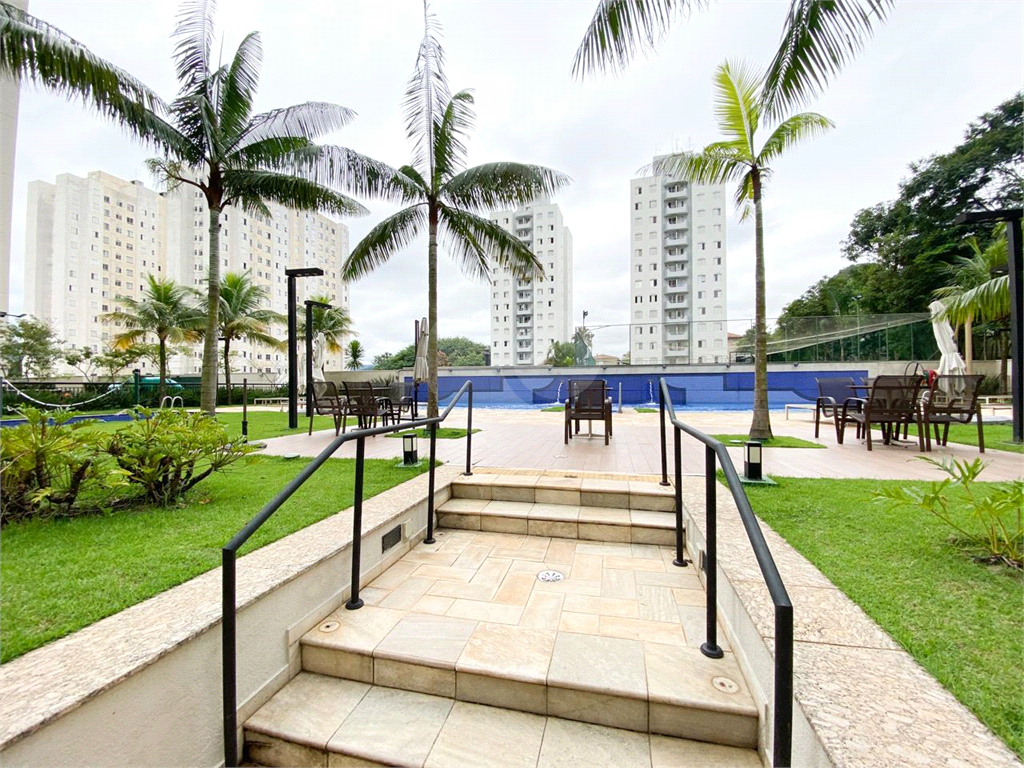 Apartamento 100m2 com 2 dormitórios, sendo 1 suíte e 2 vagas  