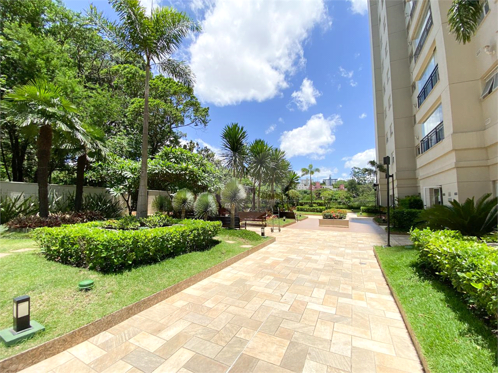 Apartamento 100m2 com 2 dormitórios, sendo 1 suíte e 2 vagas  