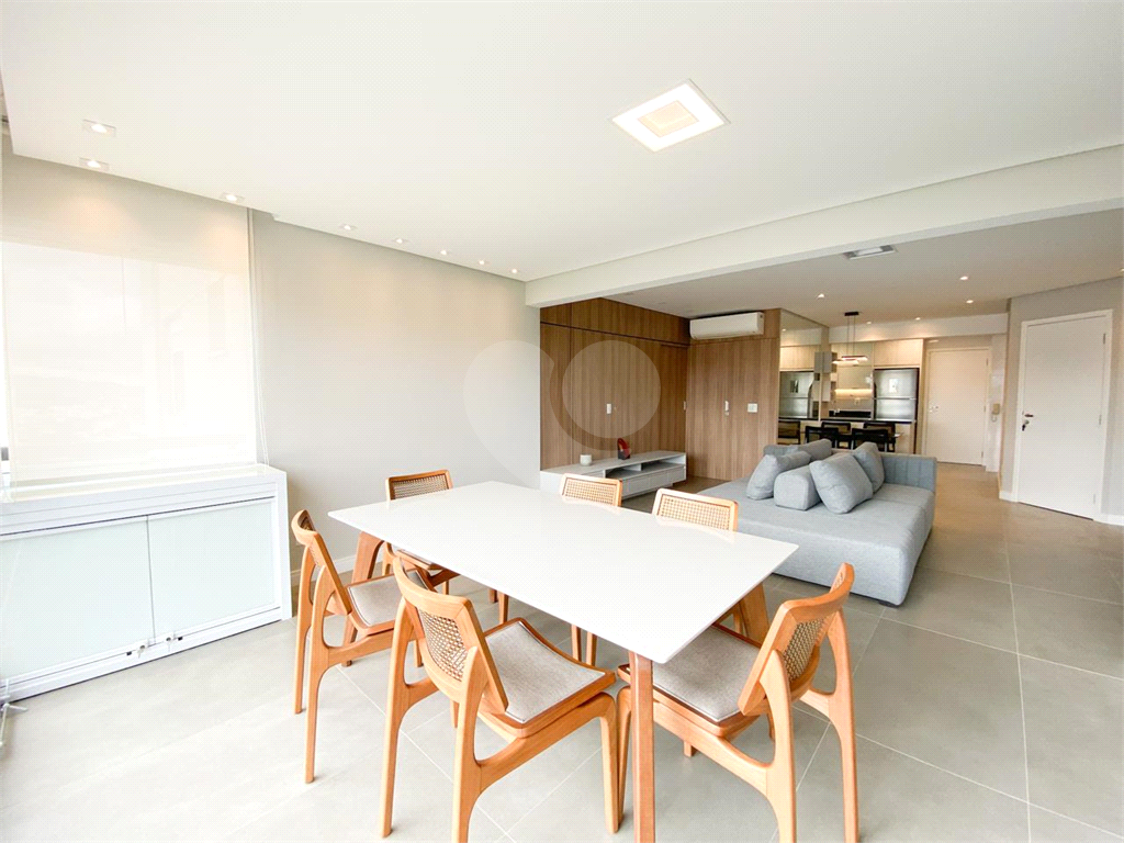 Apartamento 100m2 com 2 dormitórios, sendo 1 suíte e 2 vagas  