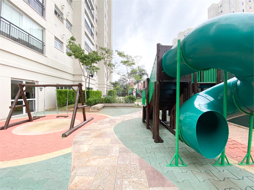 Apartamento 100m2 com 2 dormitórios, sendo 1 suíte e 2 vagas  