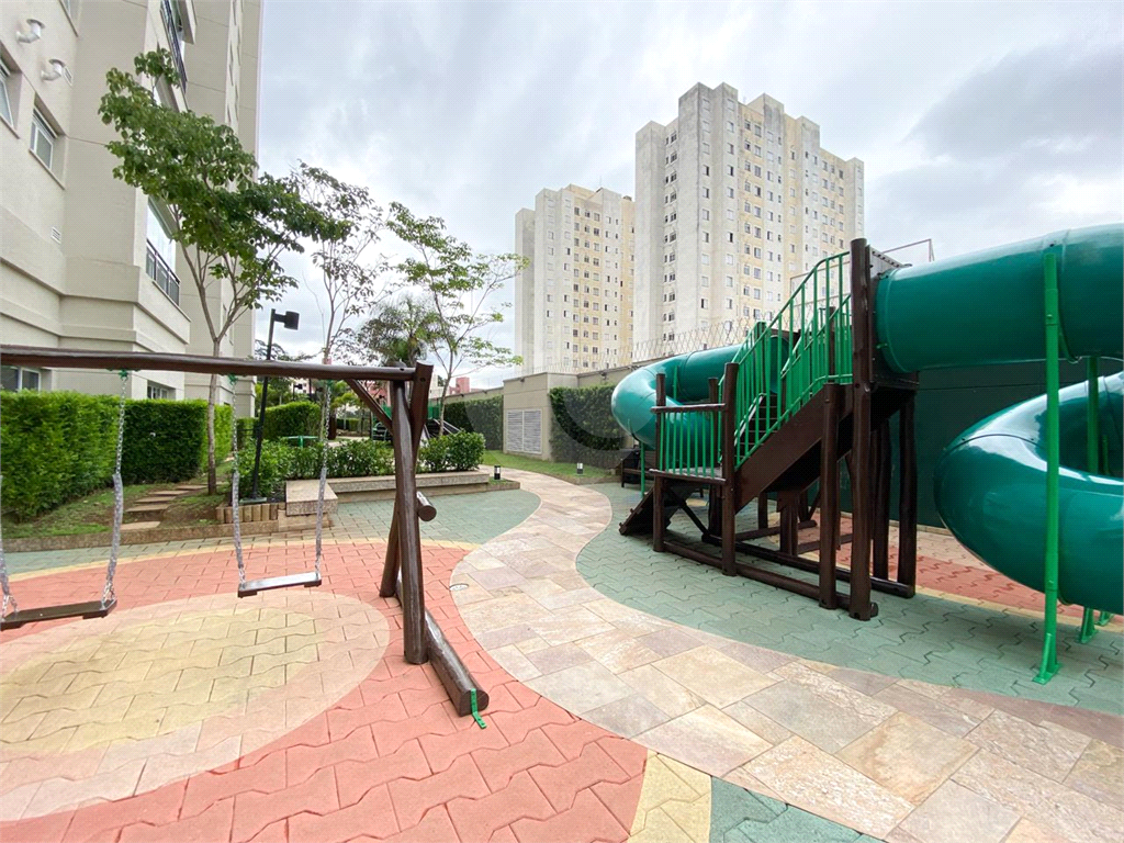 Apartamento 100m2 com 2 dormitórios, sendo 1 suíte e 2 vagas  