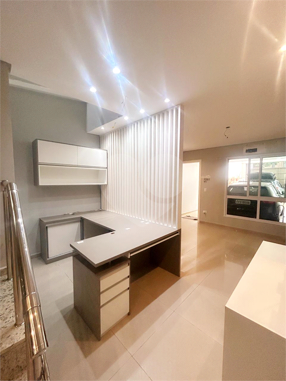 Sobrado à venda e aluguel com 3 quartos, 141m² - Foto 4