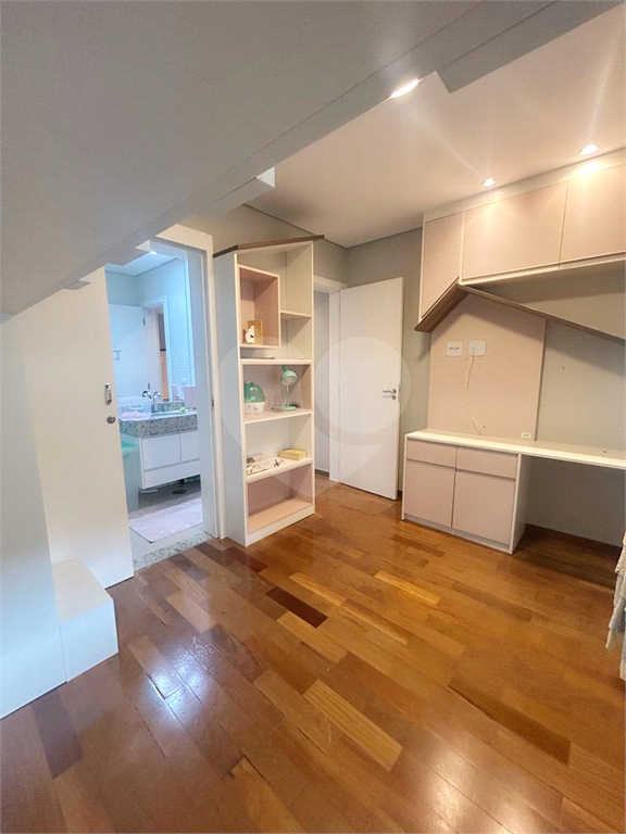Sobrado à venda e aluguel com 3 quartos, 141m² - Foto 15