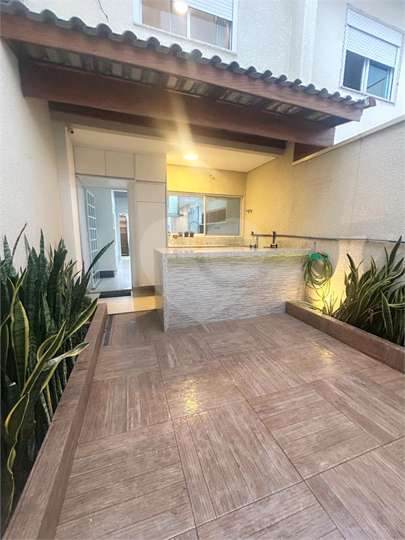 Sobrado à venda e aluguel com 3 quartos, 141m² - Foto 1