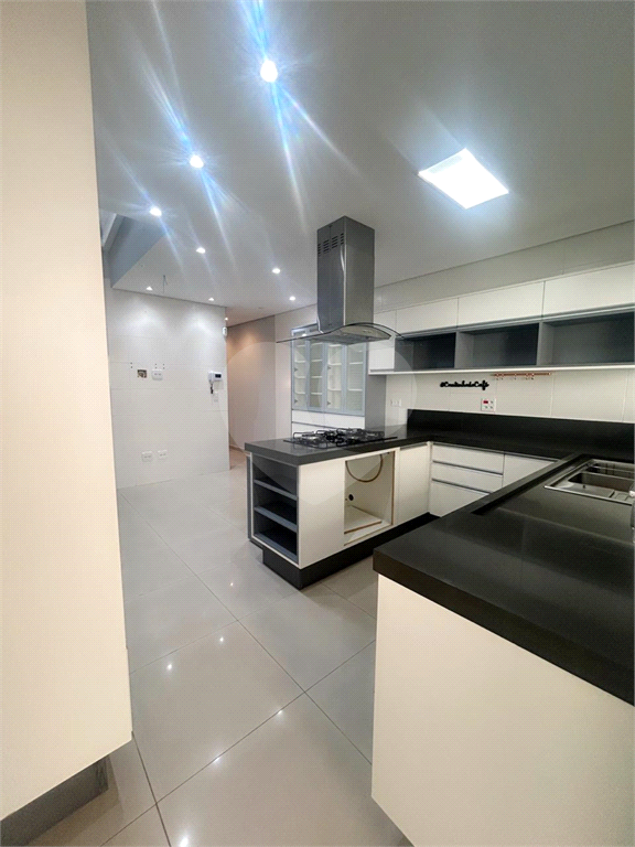Sobrado à venda e aluguel com 3 quartos, 141m² - Foto 5
