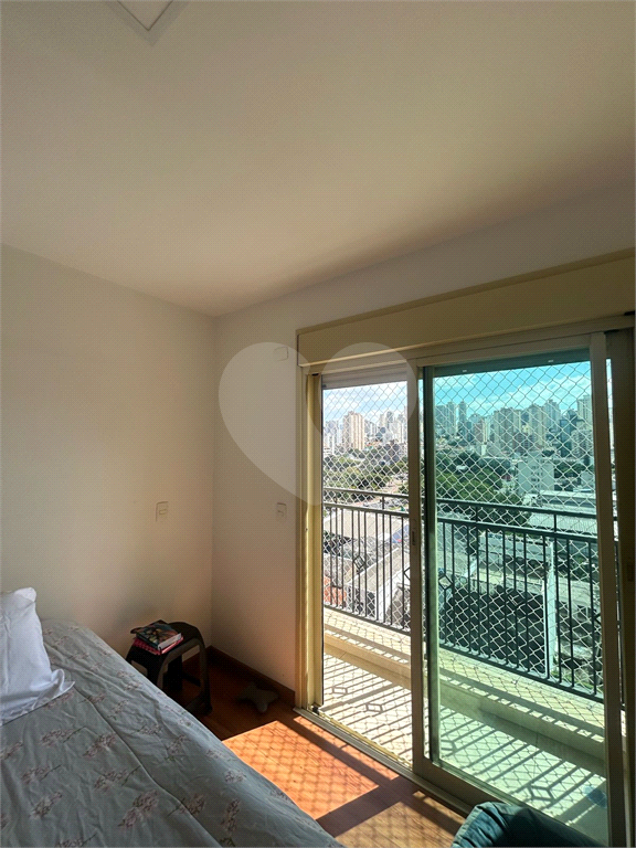 APARTAMENTO em SANTANA