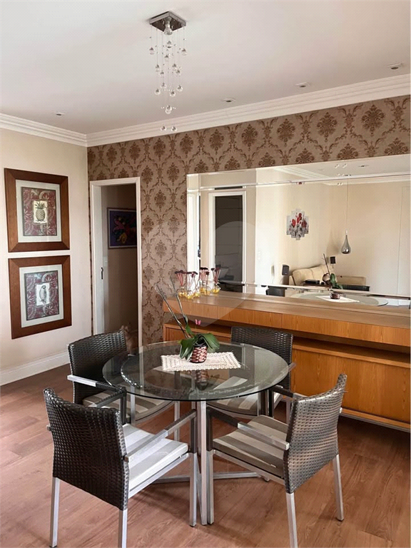 Apartamento para alugar com 3 quartos, 110m² - Foto 1