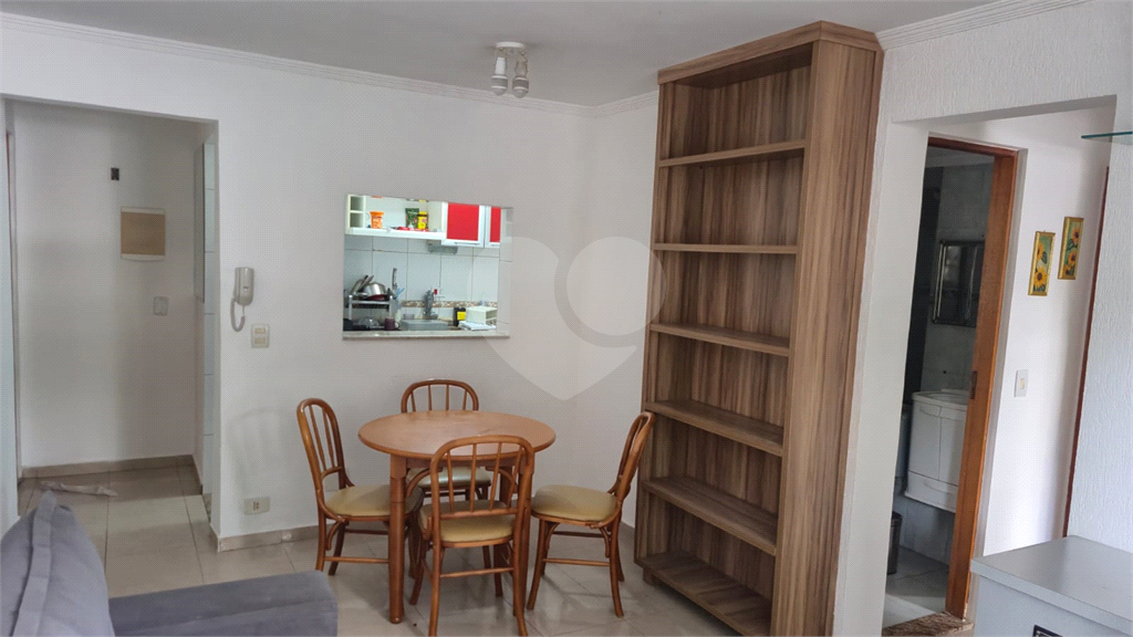 Apartamento de 48m² a venda na rua Carneiro Leão  - Brás.