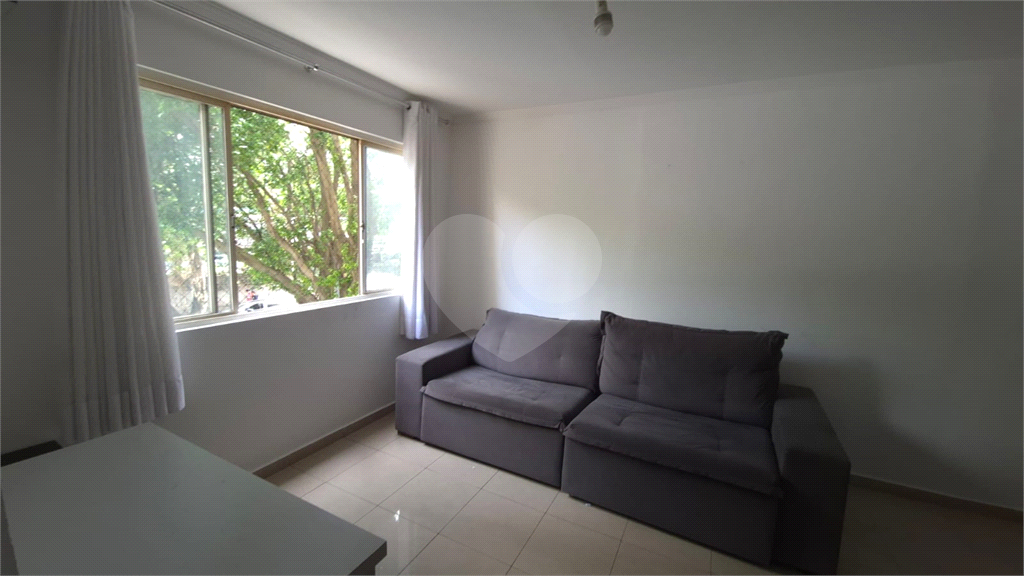 Apartamento de 48m² a venda na rua Carneiro Leão  - Brás.