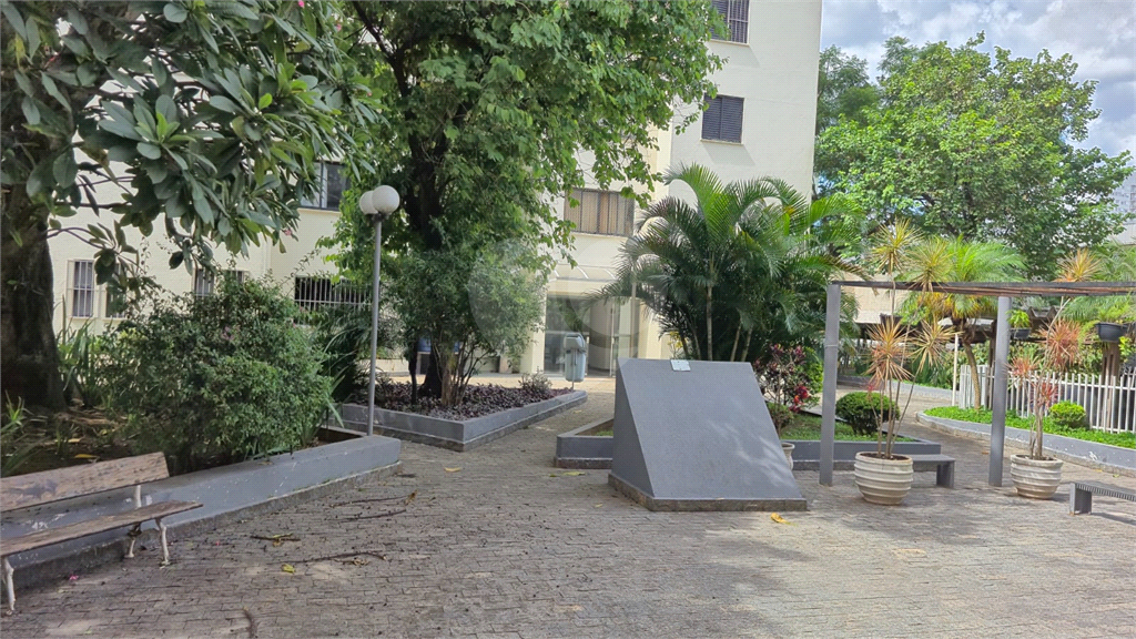Apartamento de 48m² a venda na rua Carneiro Leão  - Brás.