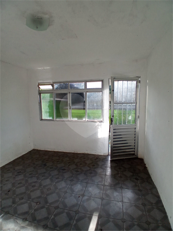 Casa/Terreno Residencial- Guaianazes