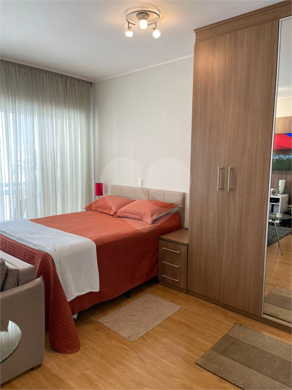 Apartamento na Barra Funda