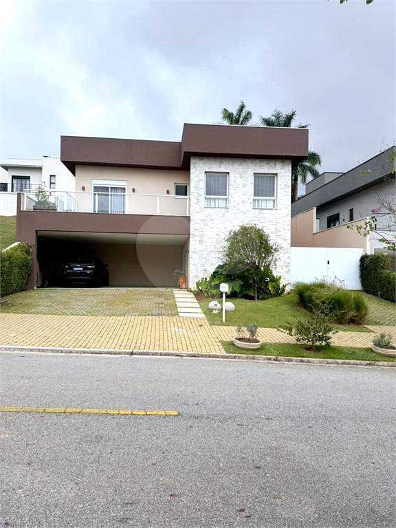 Casa à Venda 3 Dormitórios - Condominio Residencial Burle Marx