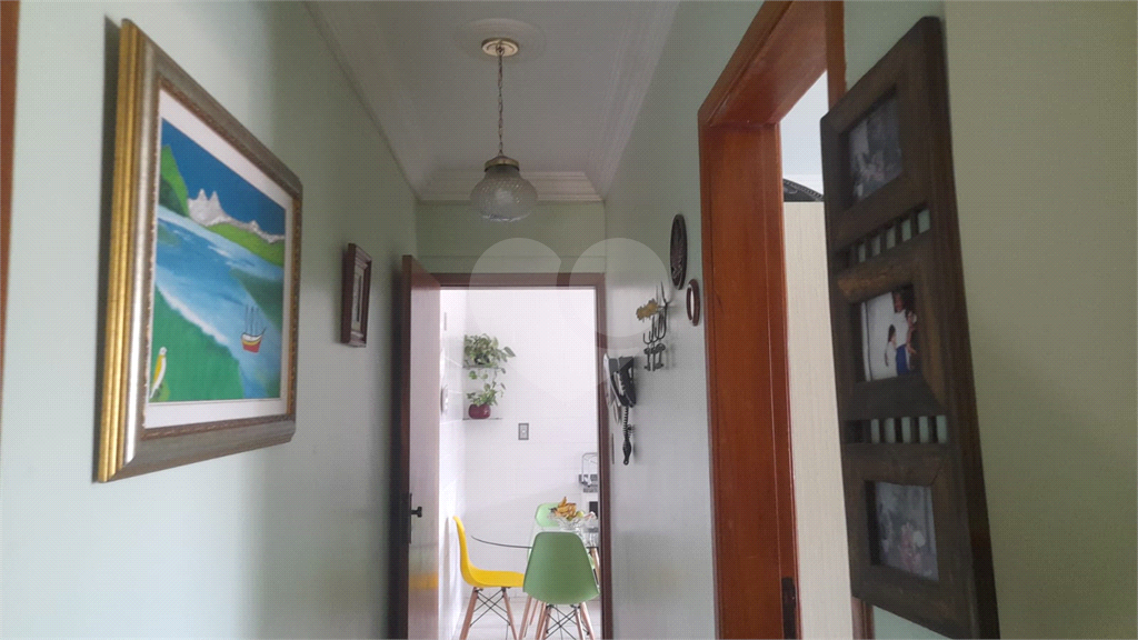 Apartamento Mobiliado à Venda em Lambari - MG | 2 Suítes, 3 Varandas com Vista para a Serra e Lago