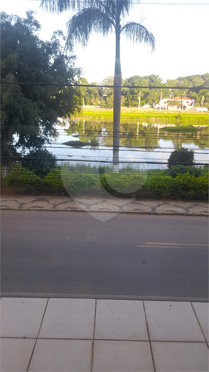 Apartamento Mobiliado à Venda em Lambari - MG | 2 Suítes, 3 Varandas com Vista para a Serra e Lago