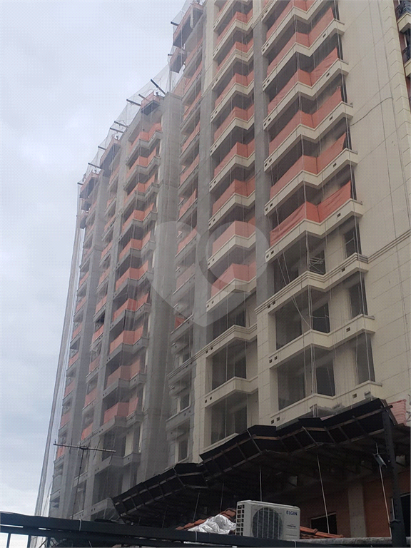 APARTAMENTO em VILA PAULICÉIA
