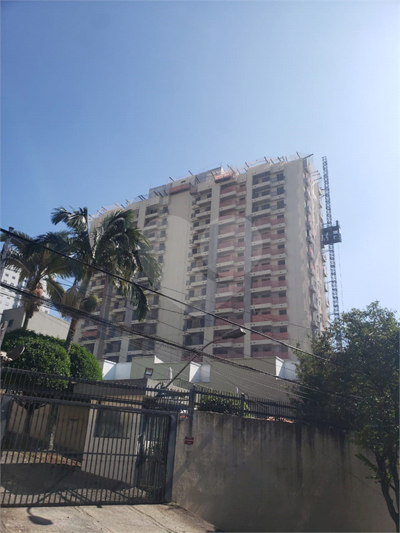 APARTAMENTO em VILA PAULICÉIA
