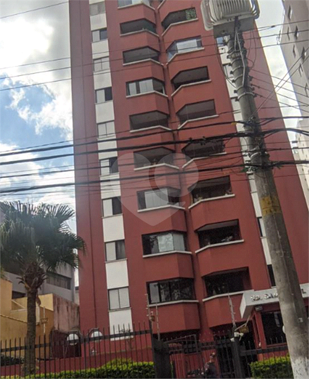 APARTAMENTO em CASA VERDE