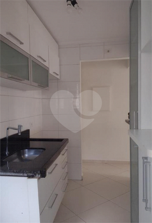 APARTAMENTO em CASA VERDE