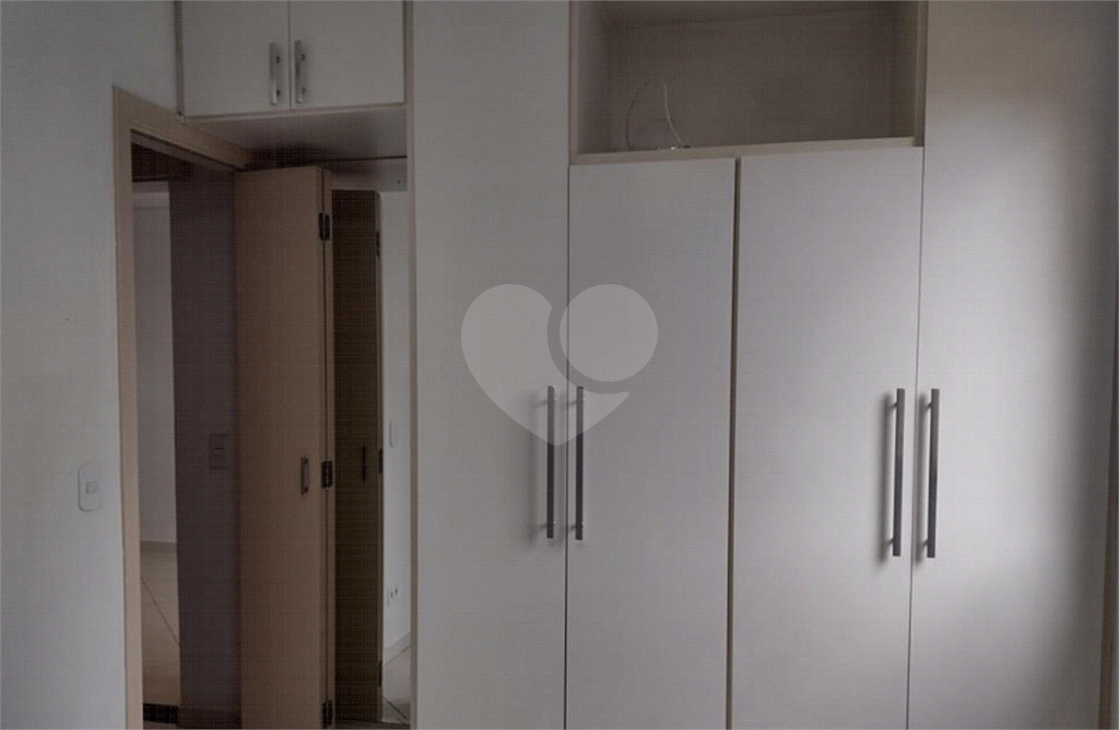 APARTAMENTO em CASA VERDE
