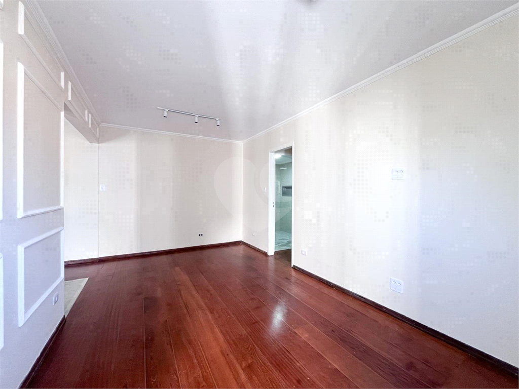 APARTAMENTO em SANTANA