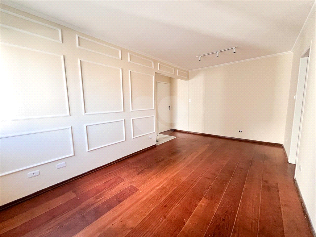 APARTAMENTO em SANTANA
