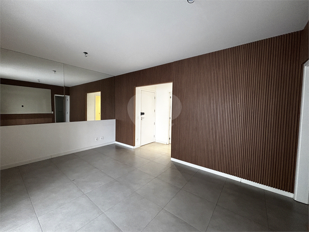 Apartamento com 3 suítes, 2 vagas na Barra Funda - Zona Oeste - SP