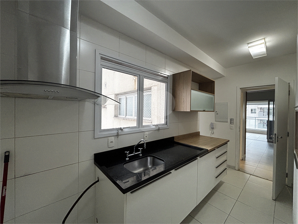 Apartamento com 3 suítes, 2 vagas na Barra Funda - Zona Oeste - SP