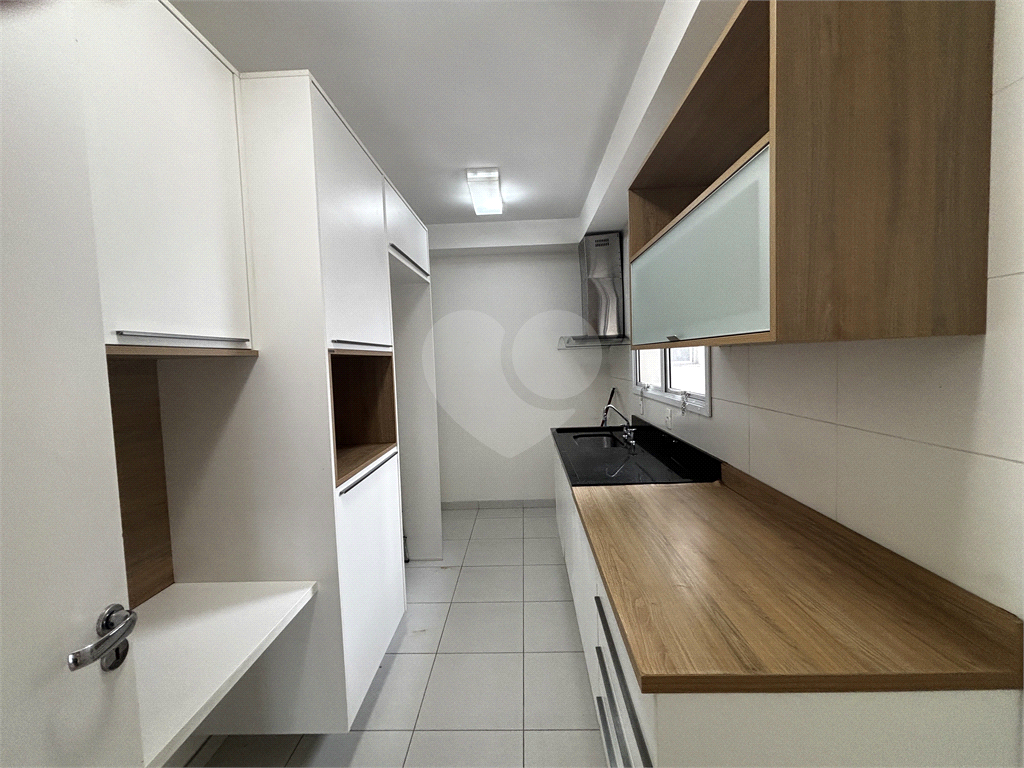 Apartamento com 3 suítes, 2 vagas na Barra Funda - Zona Oeste - SP