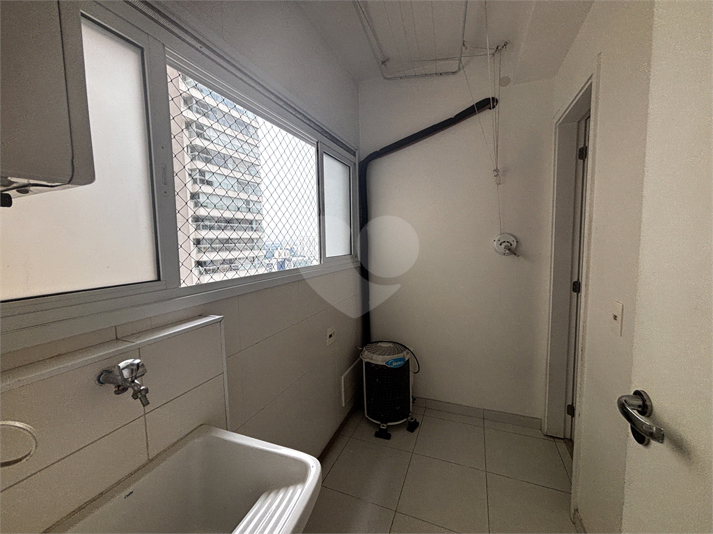 Apartamento com 3 suítes, 2 vagas na Barra Funda - Zona Oeste - SP