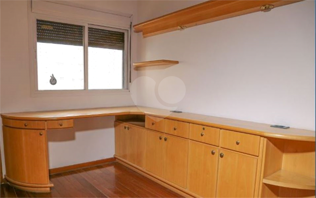 Venda de Apartamento em Perdizes com 4 suítes e 3 vagas