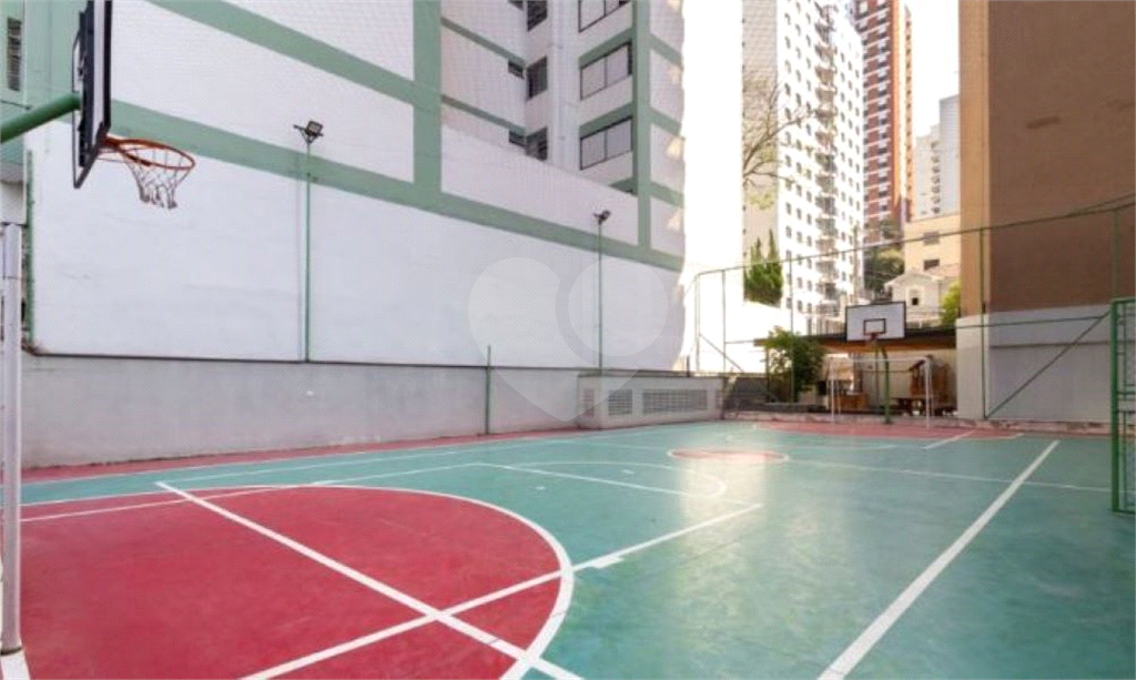 Venda de Apartamento em Perdizes com 4 suítes e 3 vagas