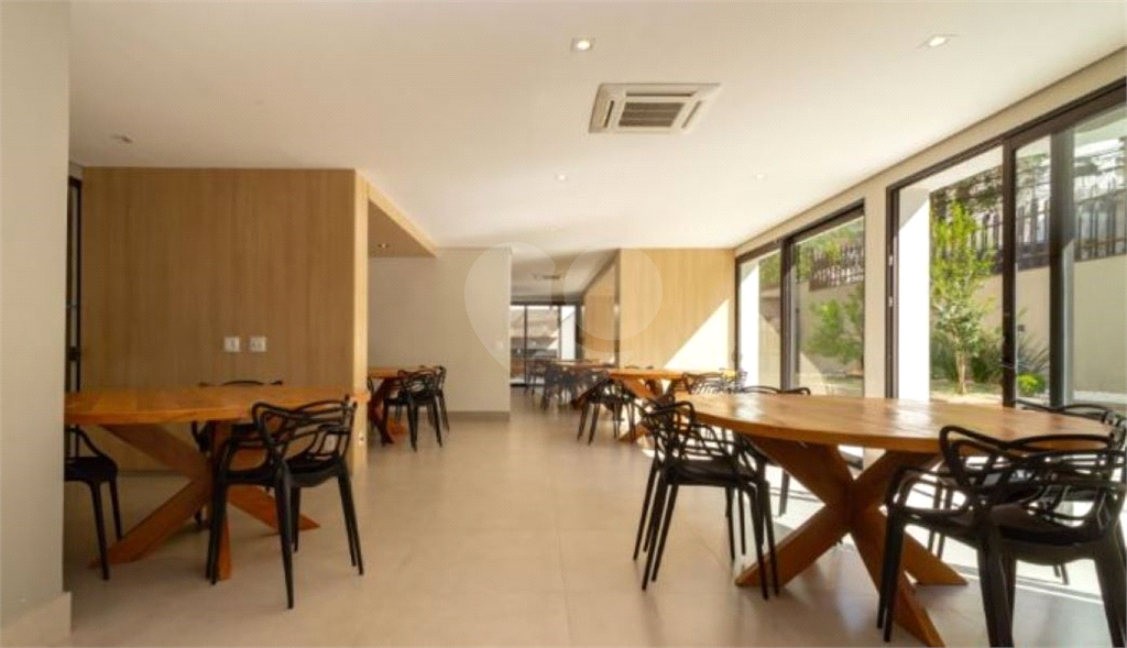 Venda de Apartamento em Perdizes com 4 suítes e 3 vagas