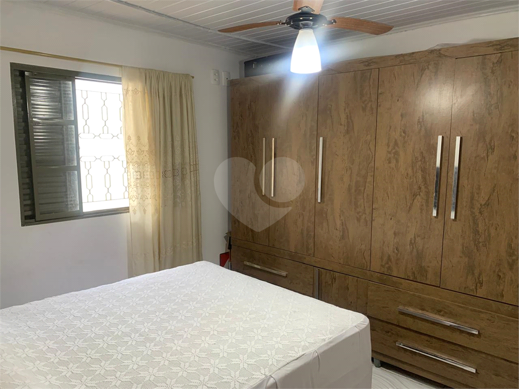 Casa à venda com 3 quartos, 130m² - Foto 11